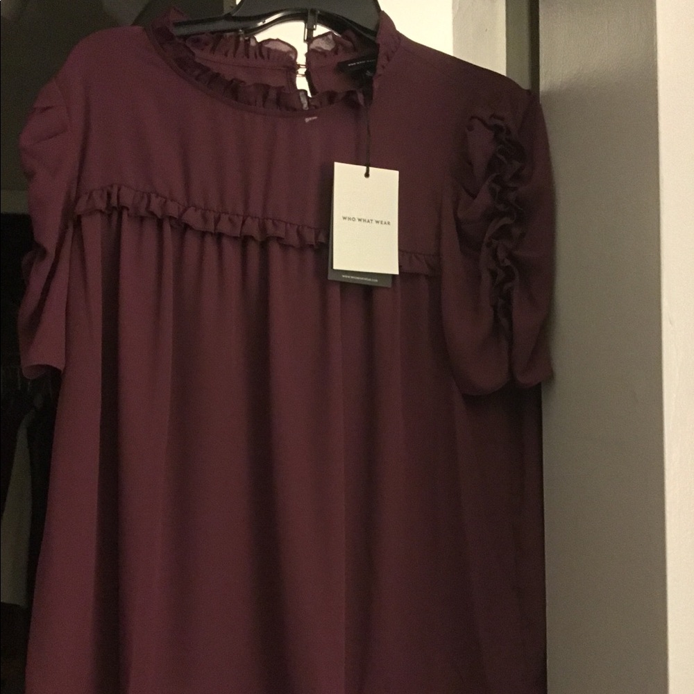 Who What Wear Ruched Blouse. NWT Sz L